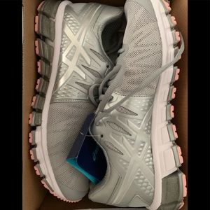 ASICS Gel-Quantum 180 TR Size 9